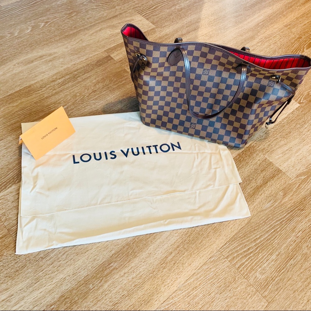 Beautiful Authentic Louis Vuitton Neverfull MM